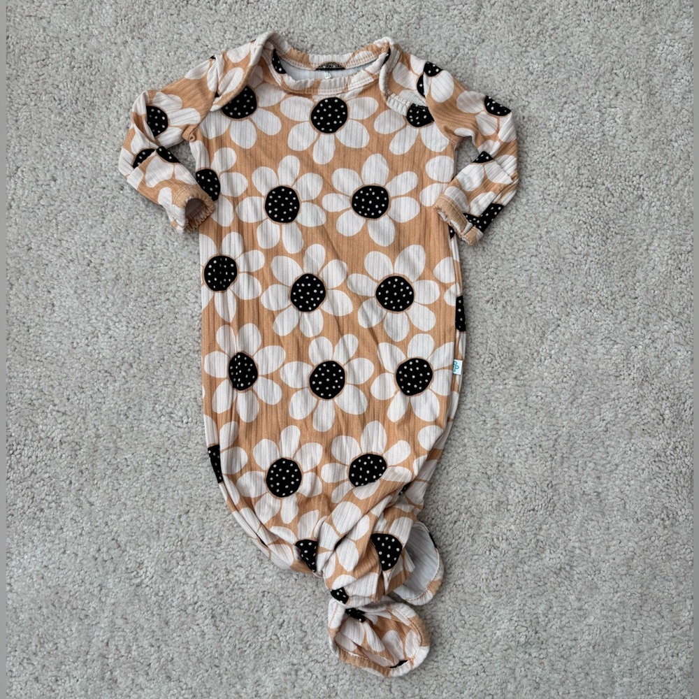 Posh Peanut Cream and Black Daisy Print Newborn Gown